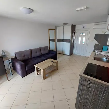 Apartament Holiday *